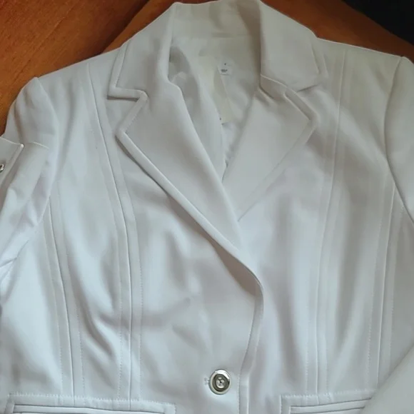 White Two Button Blazer - Picture 10 of 10